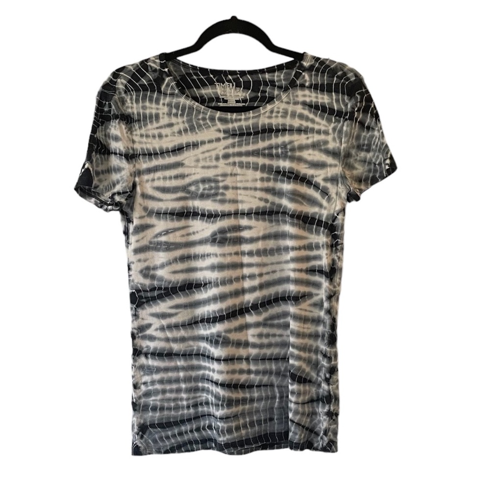Time and Tru tie dye blue and white cotton t shirt top size medium